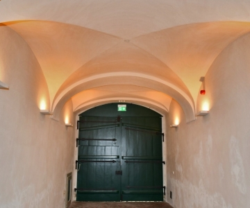 Antonín Nádvorník: Tři pražské paláce